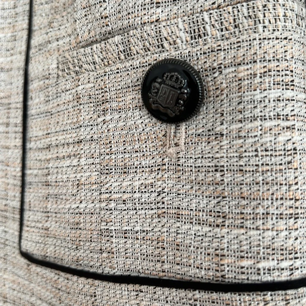 White House Black Market Jacket and Skirt SET - Picture 6 of 16